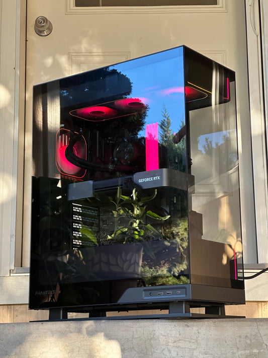 Rtx 5080 FE / Ryzen 7 9800X3D / 64GB DDR5 / 2TB Nvme / Windows 11