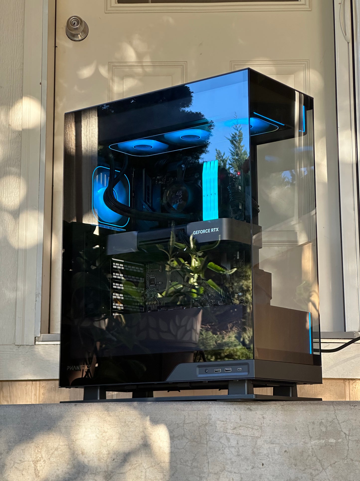 Rtx 5080 FE / Ryzen 7 9800X3D / 64GB DDR5 / 2TB Nvme / Windows 11