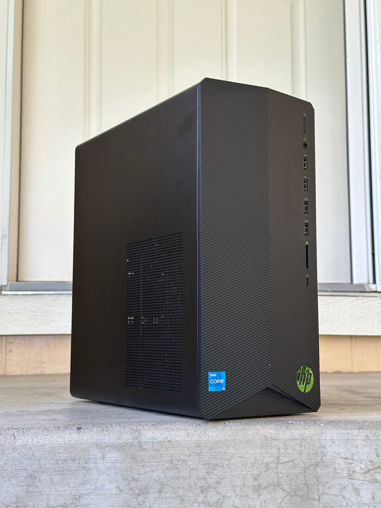 Gaming pc / i5-11400 / GTX 1660 Super / 16GB DDR4 / 1256GB Storage / Windows 11