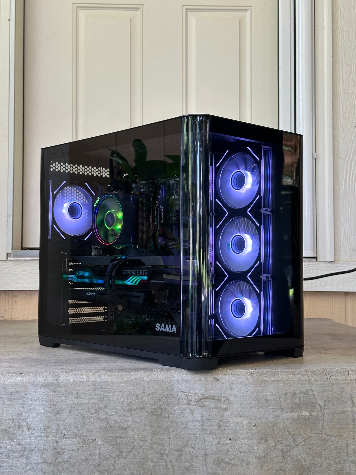 RTX 3080 Ti / Ryzen 9 5900x / 32GB 3200MHz / 1TB nvme ssd / windows 11