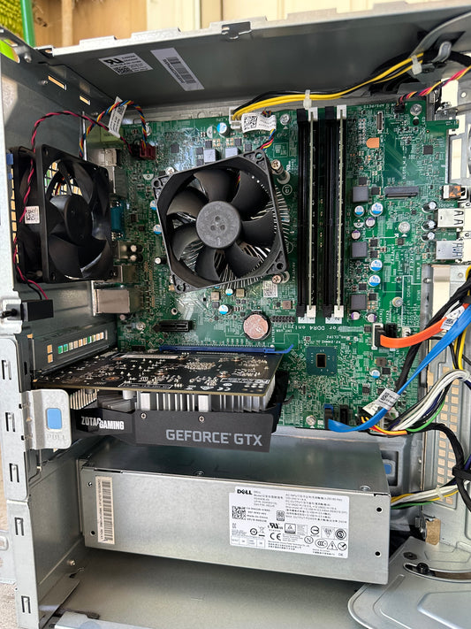 Gtx 1650 / i7-6700 / 16GB ddr4 / 512GB SSD / Windows 11