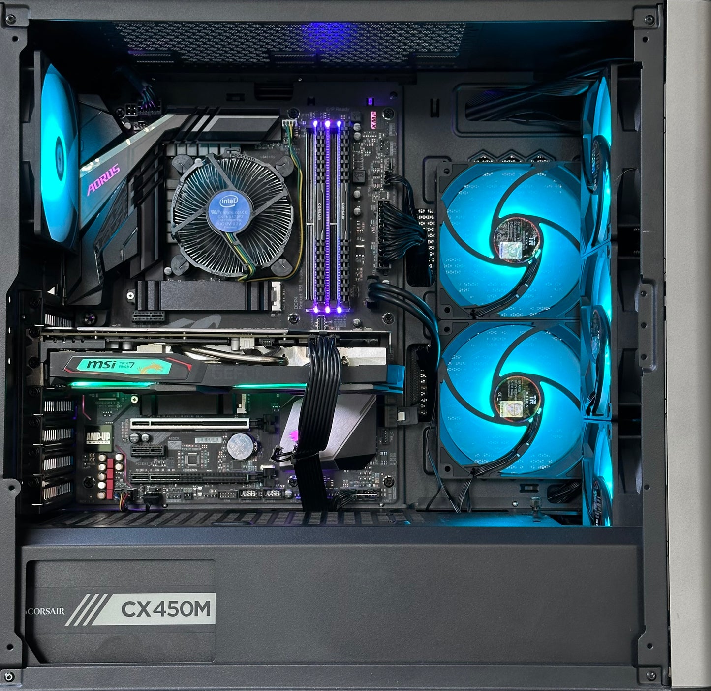 Gaming pc / GTX 1660 Ti / i5-8400 / 16GB Corsair Ram / CX450M Corsair psu / 512GB SSD / Windows 11 P