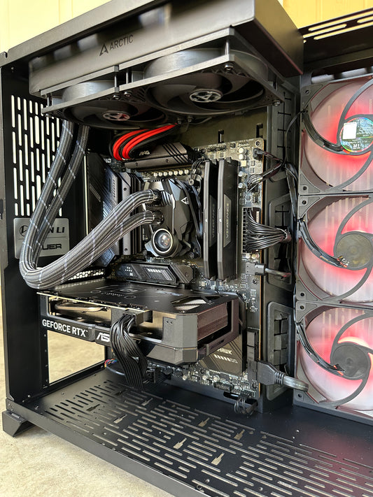 Gaming pc \ Ryzen 5 7600x \ rtx 5060 ti 8g \ 16GB 5200MHz \ 1TB crucial nvme \ windows 11 Pro