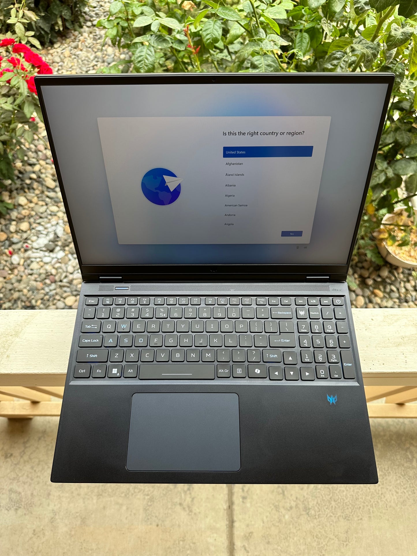 i7-14700HX / RTX 4070 / 40GB DDR5 Ram / 1TB nvme ssd / windows 11