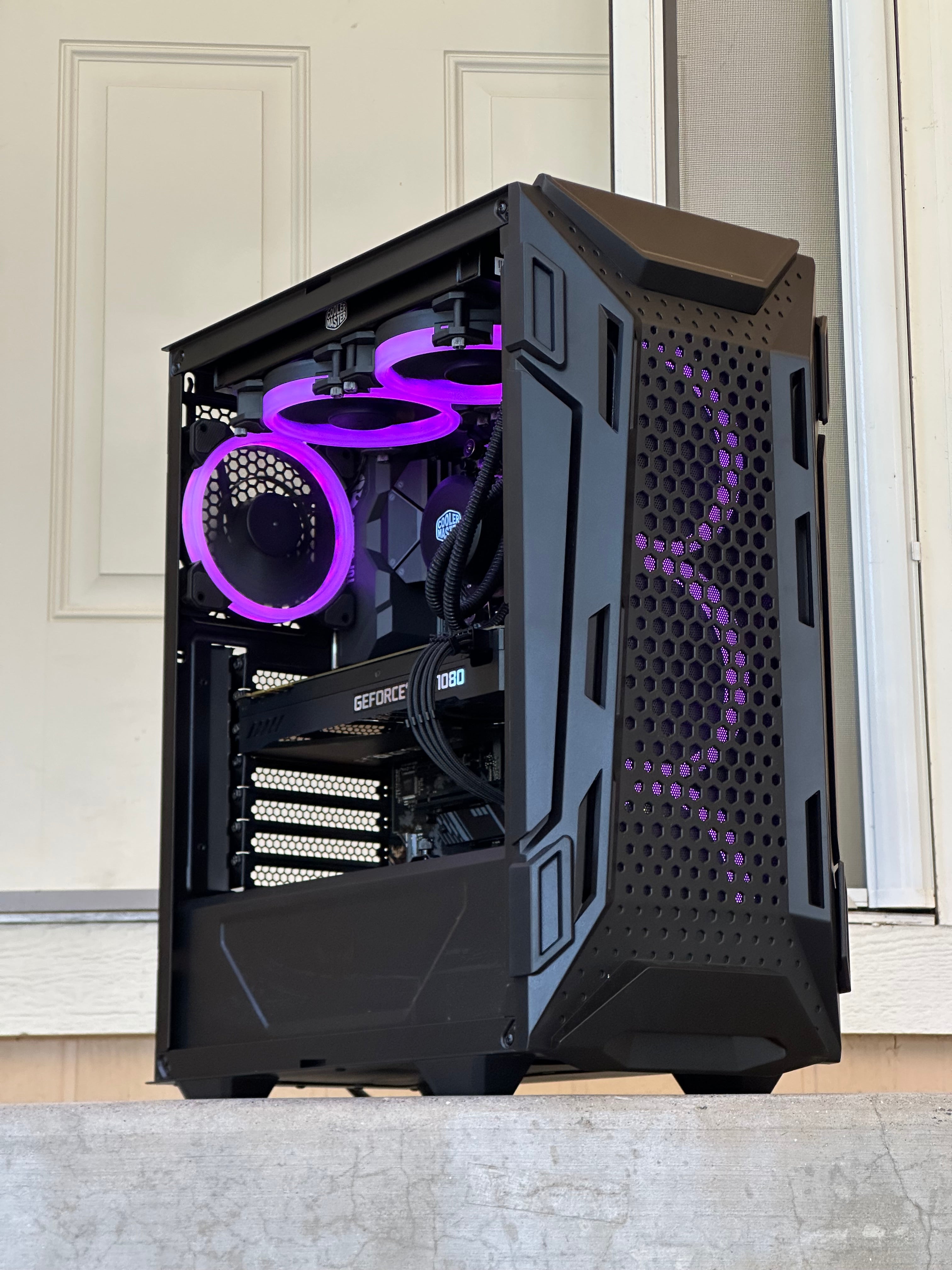 シュウ様PC/Ryzen7 2700X/16G/GTX1080 Ryzen 7 2700 | GTX 1080 | 16GB DDR4 | 512GB SSD | Wi-Fi