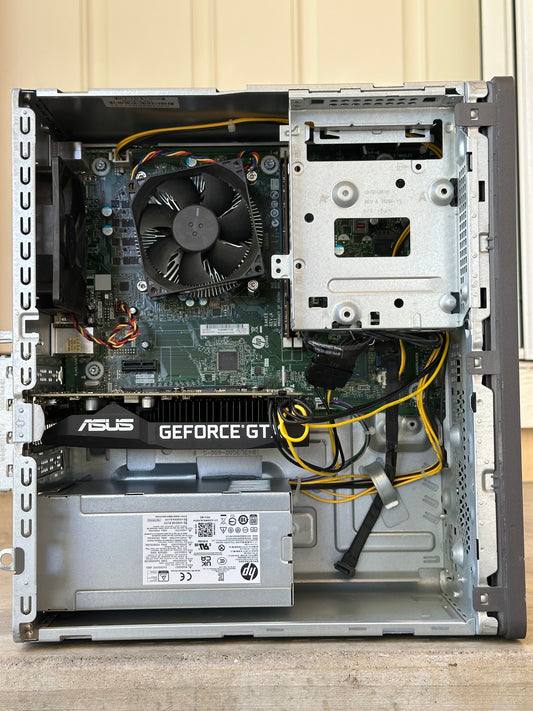 Gaming pc / GTX 1660 / i5-10400 / 12GB DDR4 Ram / 1tb nvme ssd / Windows 11