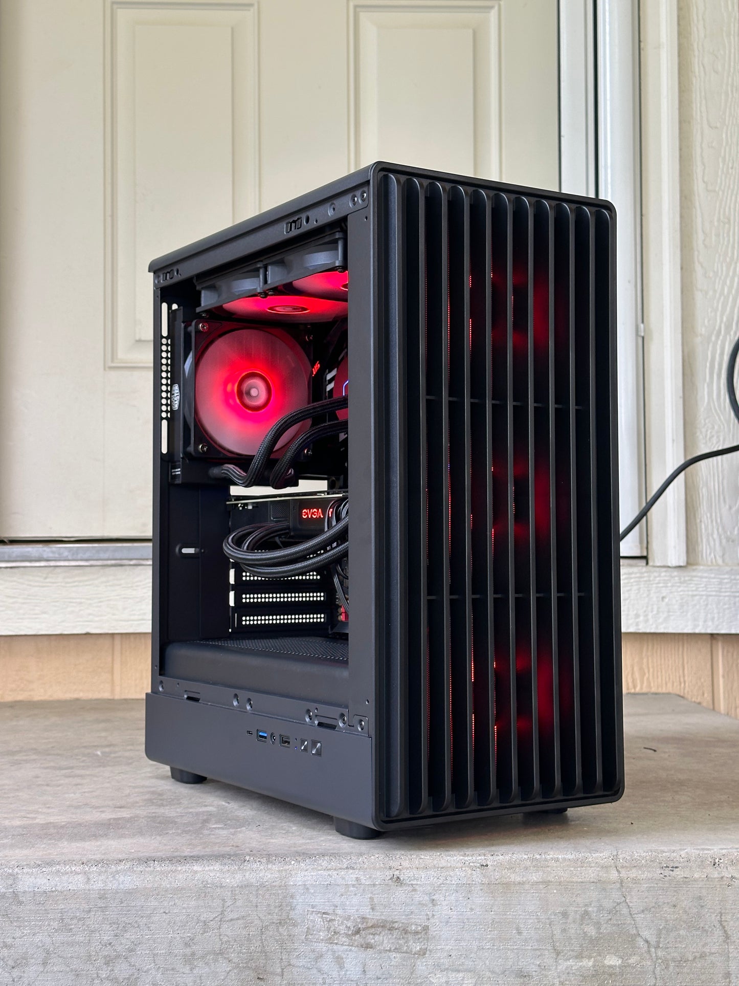 RTX 3080 / i7-9700k / 16GB DDR4 / 1500GB Storage / Windows 11 / liquid cooled system