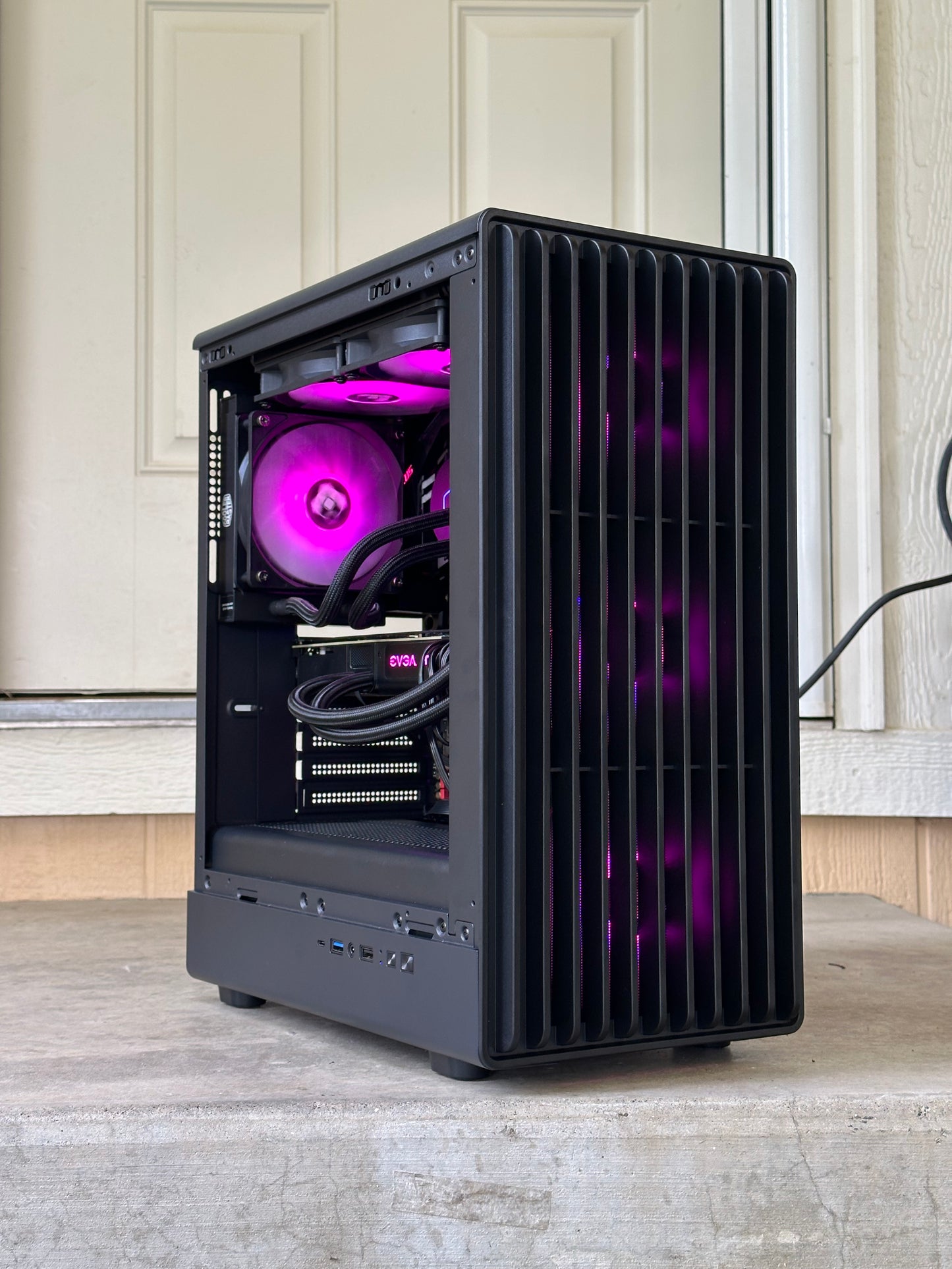 RTX 3080 / i7-9700k / 16GB DDR4 / 1500GB Storage / Windows 11 / liquid cooled system