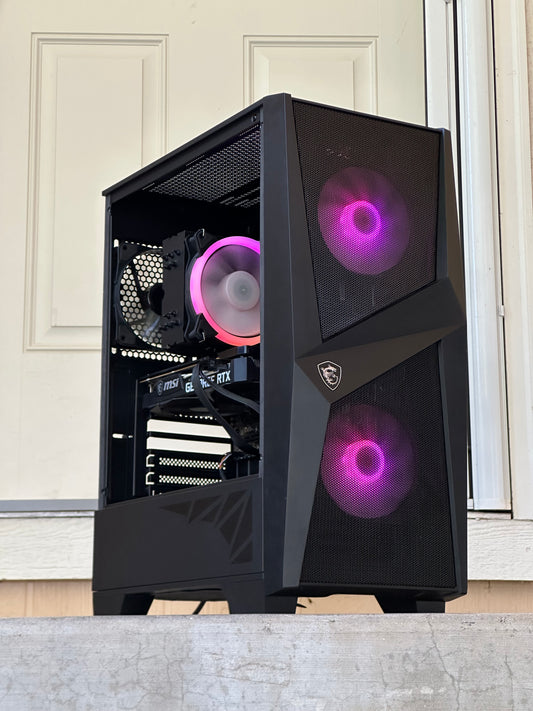Gaming pc / RTX 3060 / i7-12700F / 32GB 3200MHz Ram / 3TB Storage / windows 11